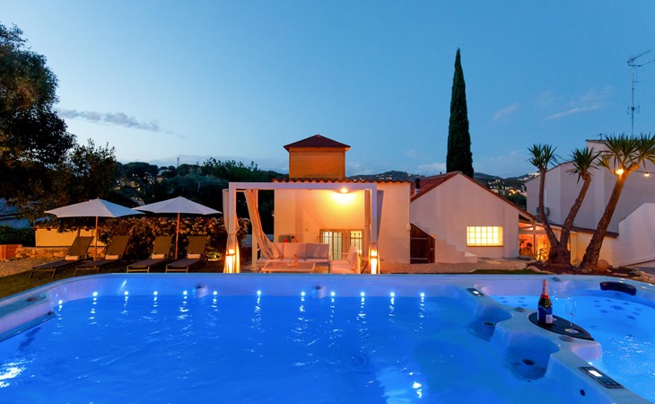 Maison avec piscine privée 1