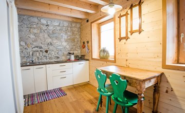 Weit verbreitetes Hotel - Cjasa Ustin 2