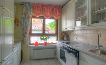 Am Dohlenberg + stone table 3