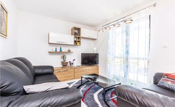 Gorgeous apartment in Dramalj with WiFi 3