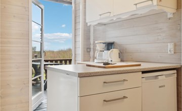 Pet friendly apartment in Dannemare 3