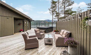 Nice home in Nissedal with lake view 2