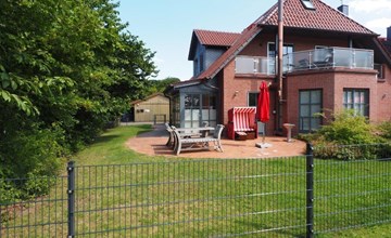 Seegang mit eingezäuntem Grundstück 2