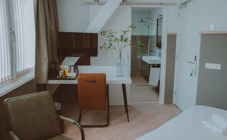 2-person Comfort Hotel Room 1