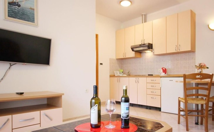 Appartement in Baška mit Eigenem Balkon 1