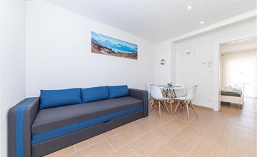 Stunning apartment in Kastel Luksic 3