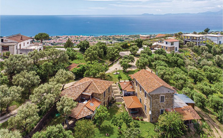 Awesome apartment in Castellabate SA 1