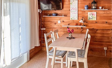 Stunning home in Staufenberg with WiFi 3