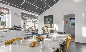 "Danika" - 1.5km from the sea 2