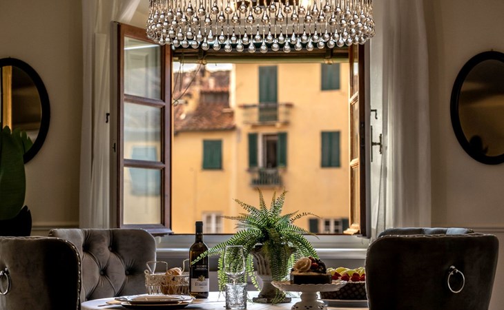 elegante Wohnung im Zentrum von Lucca 1