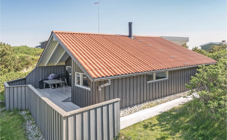 Stunning home in Vejers Strand 1