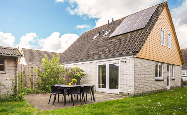 3 bedroom lovely home in Wemeldinge 1