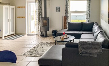 Awesome apartment in Hvide Sande 3