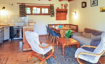 3 bedroom cozy home in Sterlawki Male 3