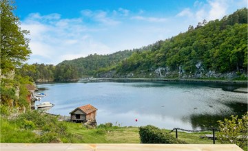 2 bedroom stunning home in Lyngdal 2