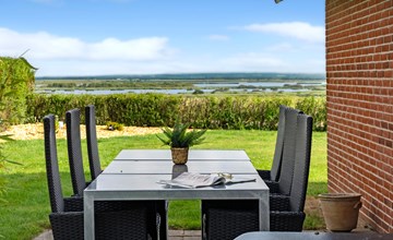 3 bedroom cozy home in Tarm 2