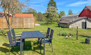 2 bedroom lovely home in Löttorp 2