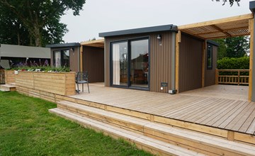 2 + 2-person Hotel lodge 2