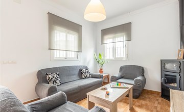 3 bedroom gorgeous home in Malaga 3