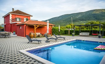 Stunning home in Slivno 2