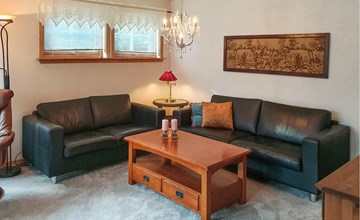 Stunning home in Farsund with WiFi 3