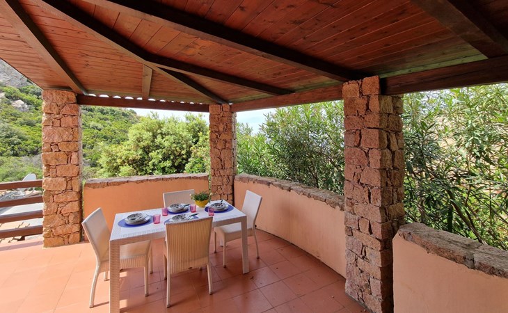 Dreizimmerwohnung mit Panoramablick in Costa Paradiso 1