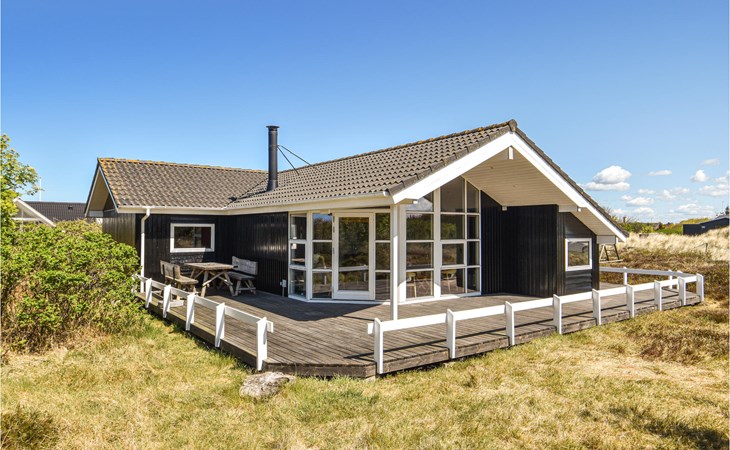 Amazing home in Ringkøbing with kitchen 1