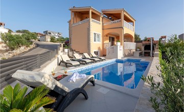 Amazing home in Razanj 2