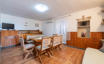 Pet friendly home in Peruski with WiFi 3