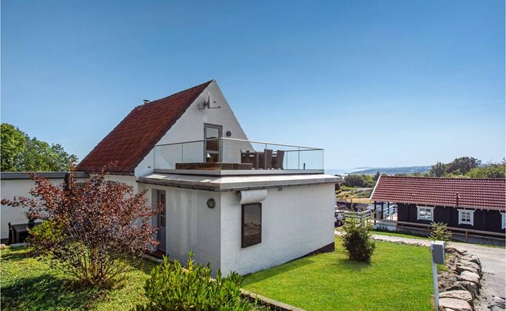 3 bedroom gorgeous home in Allinge 1