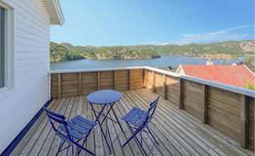 3 bedroom amazing home in Farsund 2