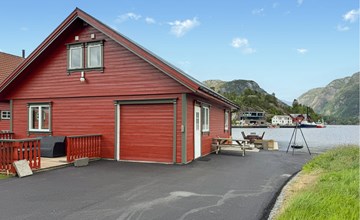 Nice home in Erfjord with WiFi 2