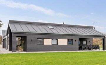 "Lanessa" - 800m from the sea 3