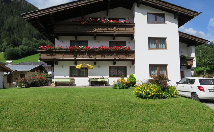 Elisabeth (ZAZ777) 1