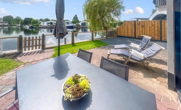 2 bedroom beautiful home in Lemmer 2