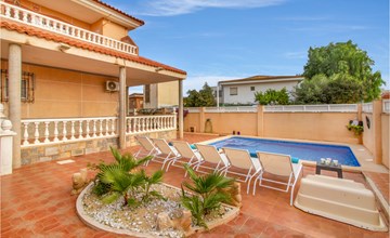 5 bedroom amazing home in Cartagena 2