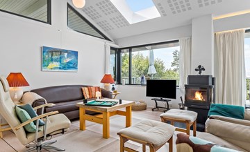 Lovely pet-friendly home in Ebeltoft with kitchen 2