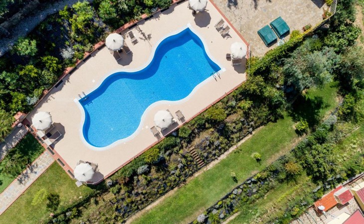 'Granatapfel' mit Pool 1