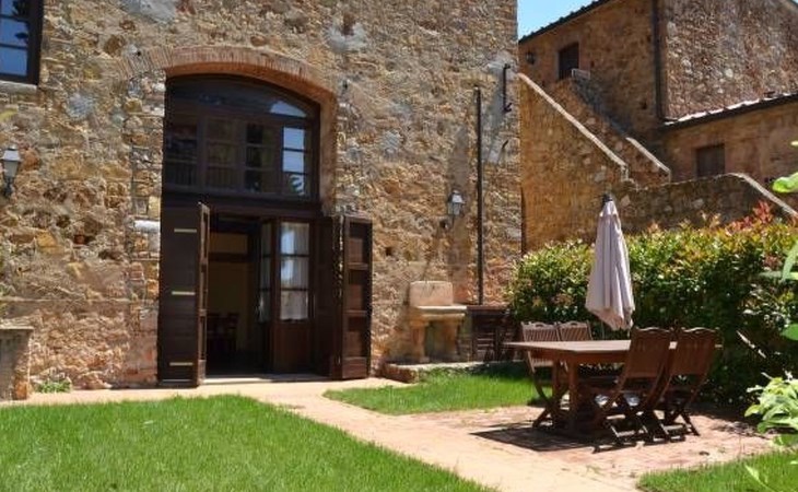 Luxus-Drei-Zimmer-Wohnung mit privatem Garten 1