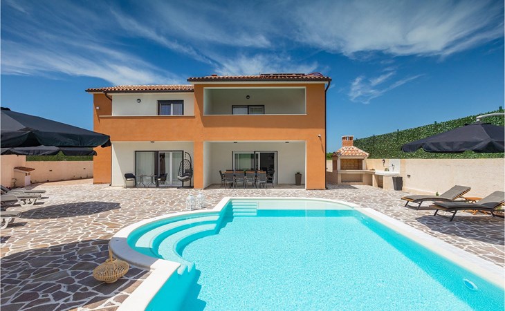Villa Nur Pula 1