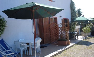 Gemütliches Appartement in Capoliveri mit Grill und Terrasse 3