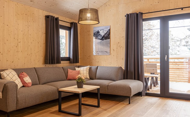 Superior chalet met overdekt bubbelbad 1