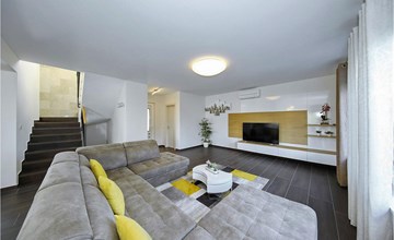 Villa Angelina 2