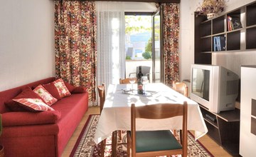 Appartement in Baška mit Grill 3