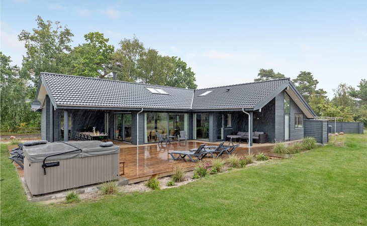 Nice home in Nexø with WiFi 1