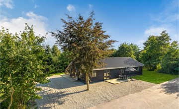 Beautiful home in Græsted with WiFi 2
