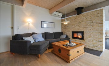 Gorgeous home in Ebeltoft with kitchen 2