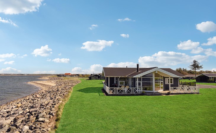 Beach front home in Vinderup with WiFi 1