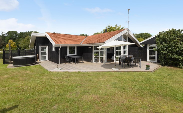Amazing home in Sydals with WiFi 1