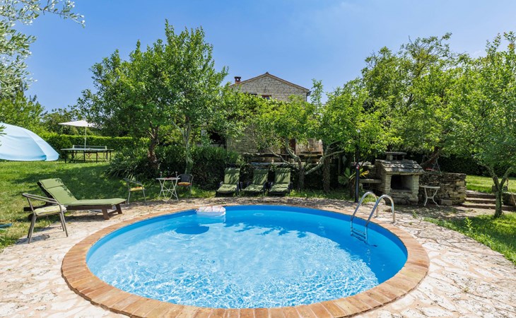 Village Family House Ranka 1